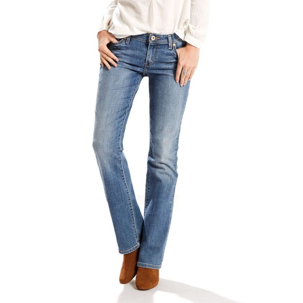 Levi's Women's 529 Curvy Boot Cut Jean in Beach Tide - 8M (29 x 32)